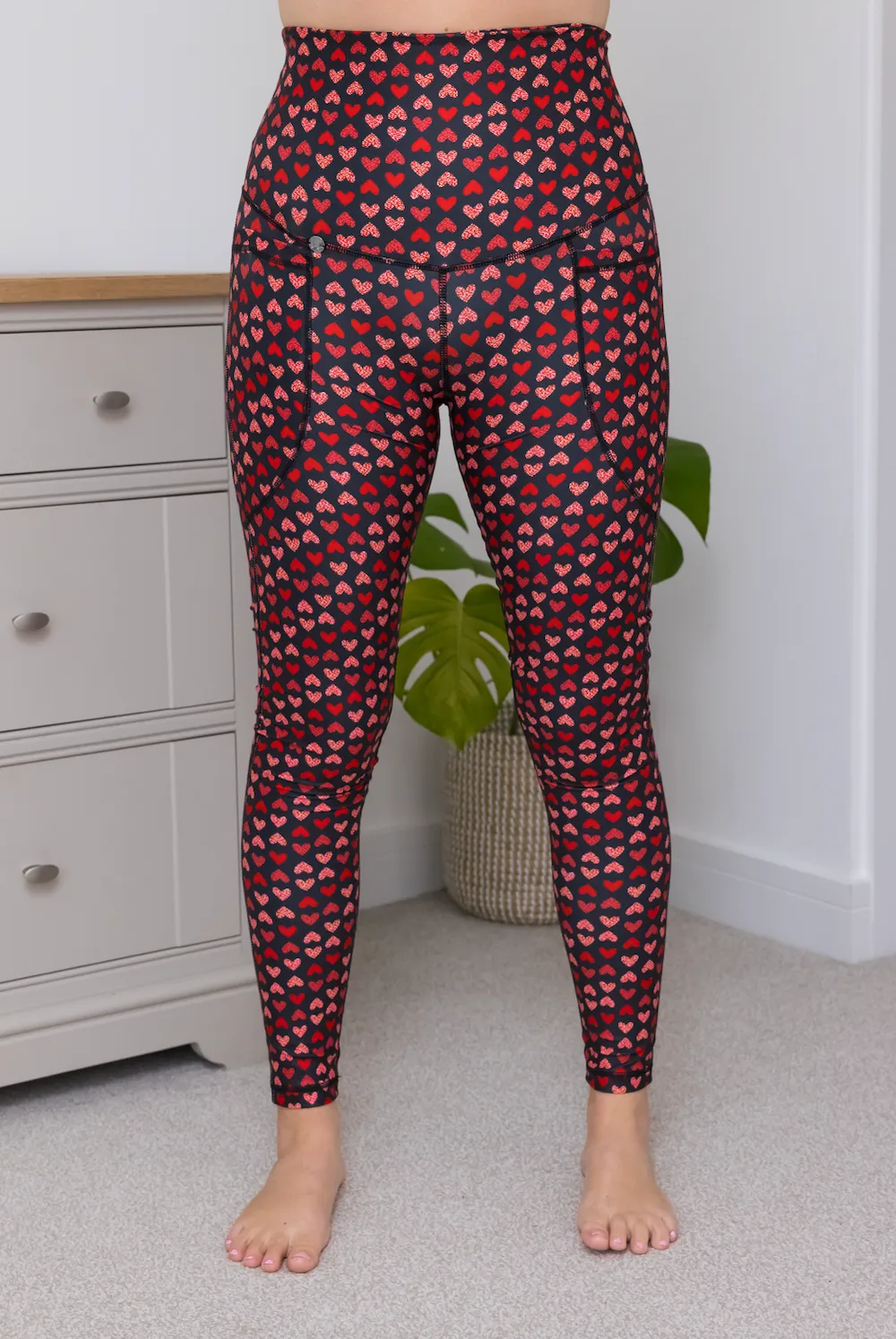 Red Leopard Heart Print 2 Pocket Full Leggings