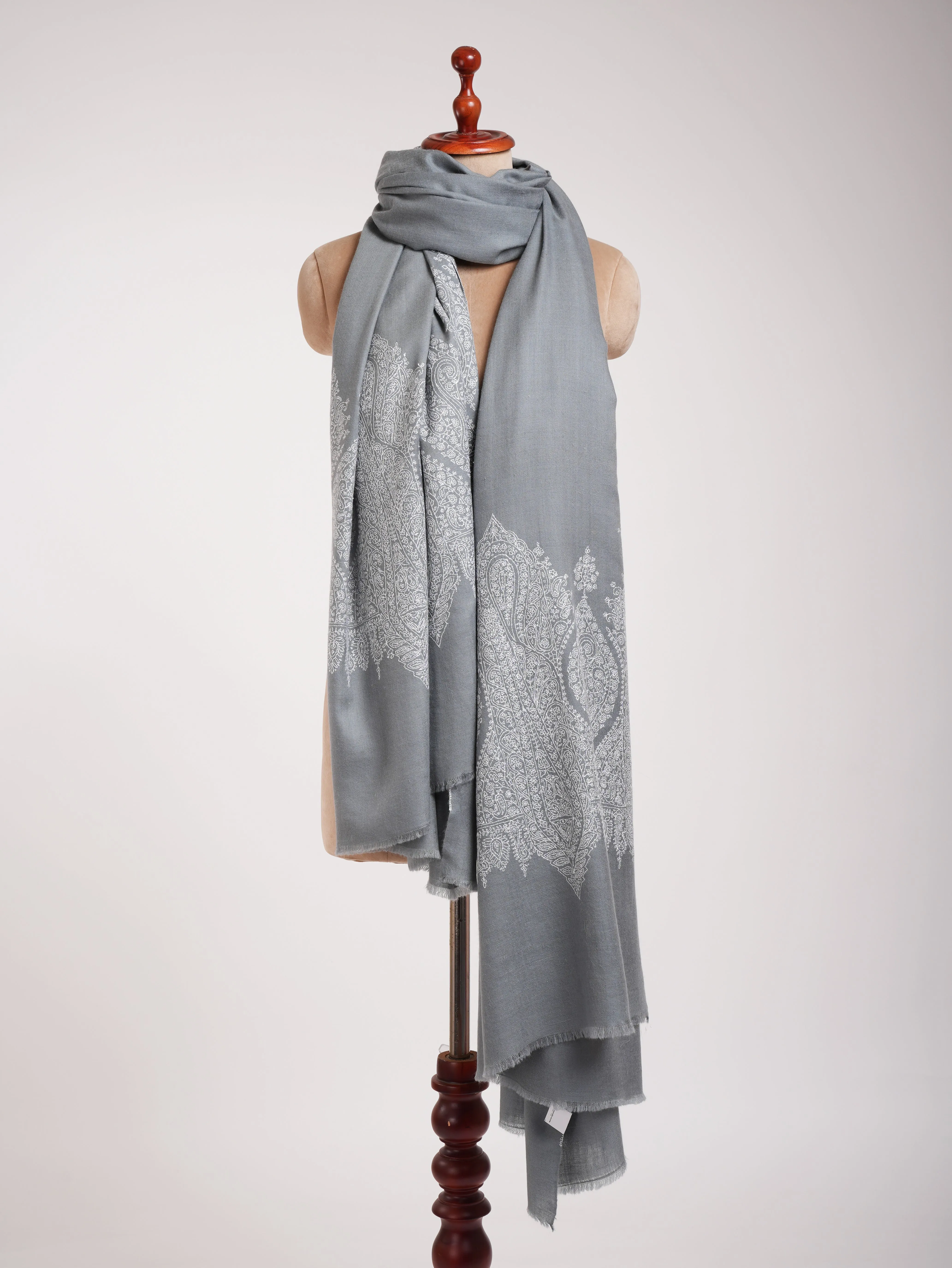 XL Gray Pashmina with White Sozni Embroidery Shawl