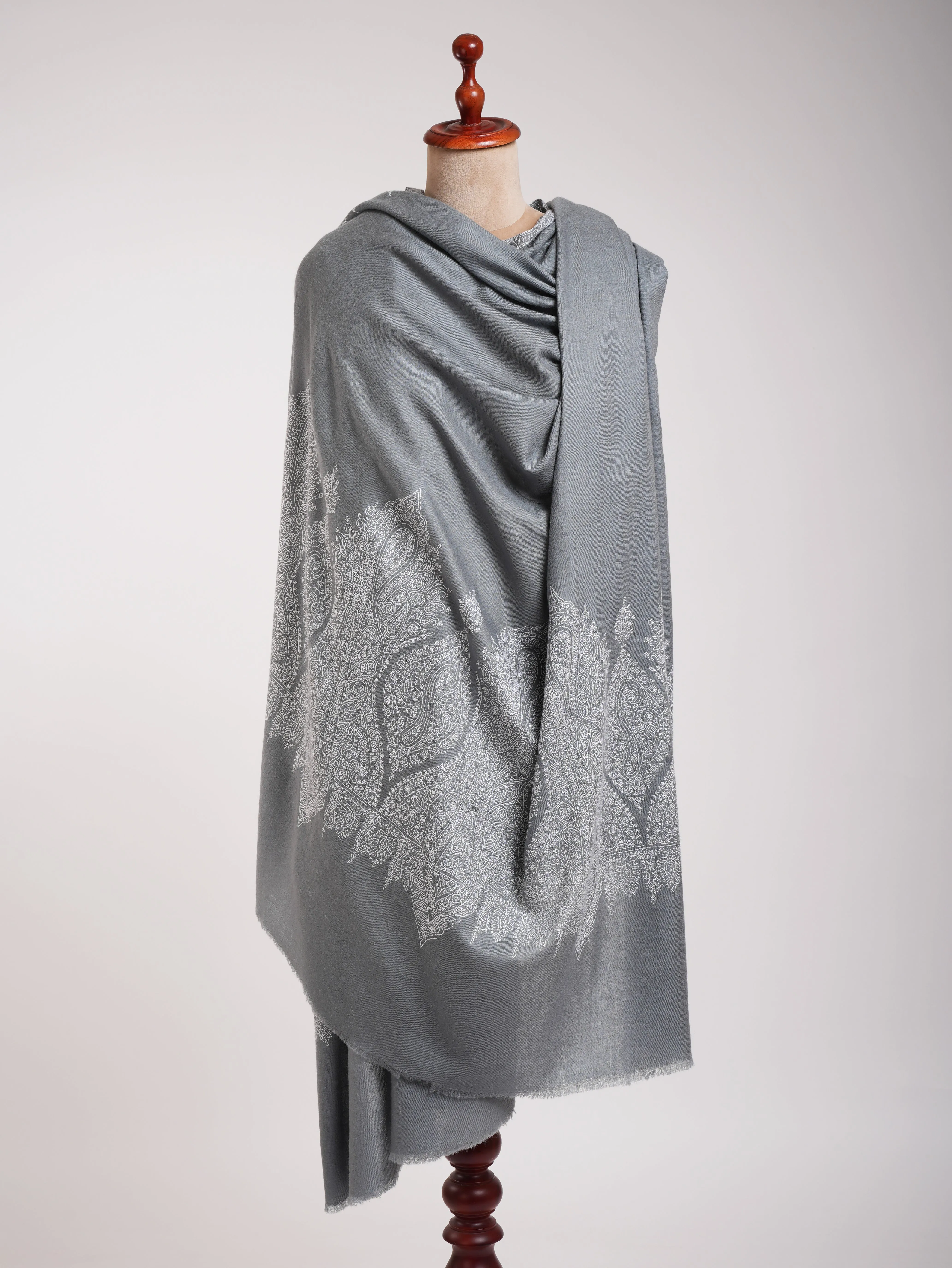 XL Gray Pashmina with White Sozni Embroidery Shawl