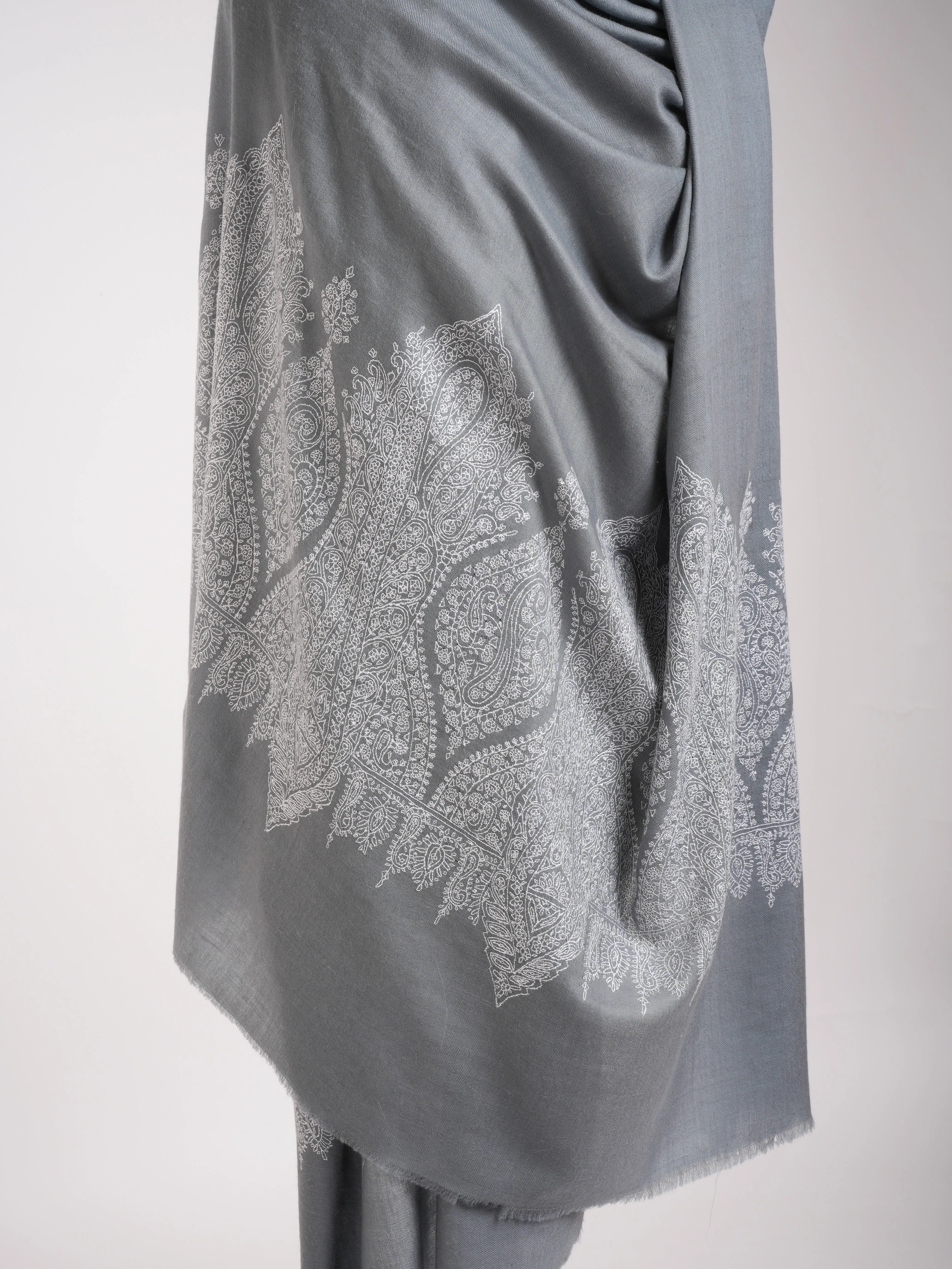 XL Gray Pashmina with White Sozni Embroidery Shawl