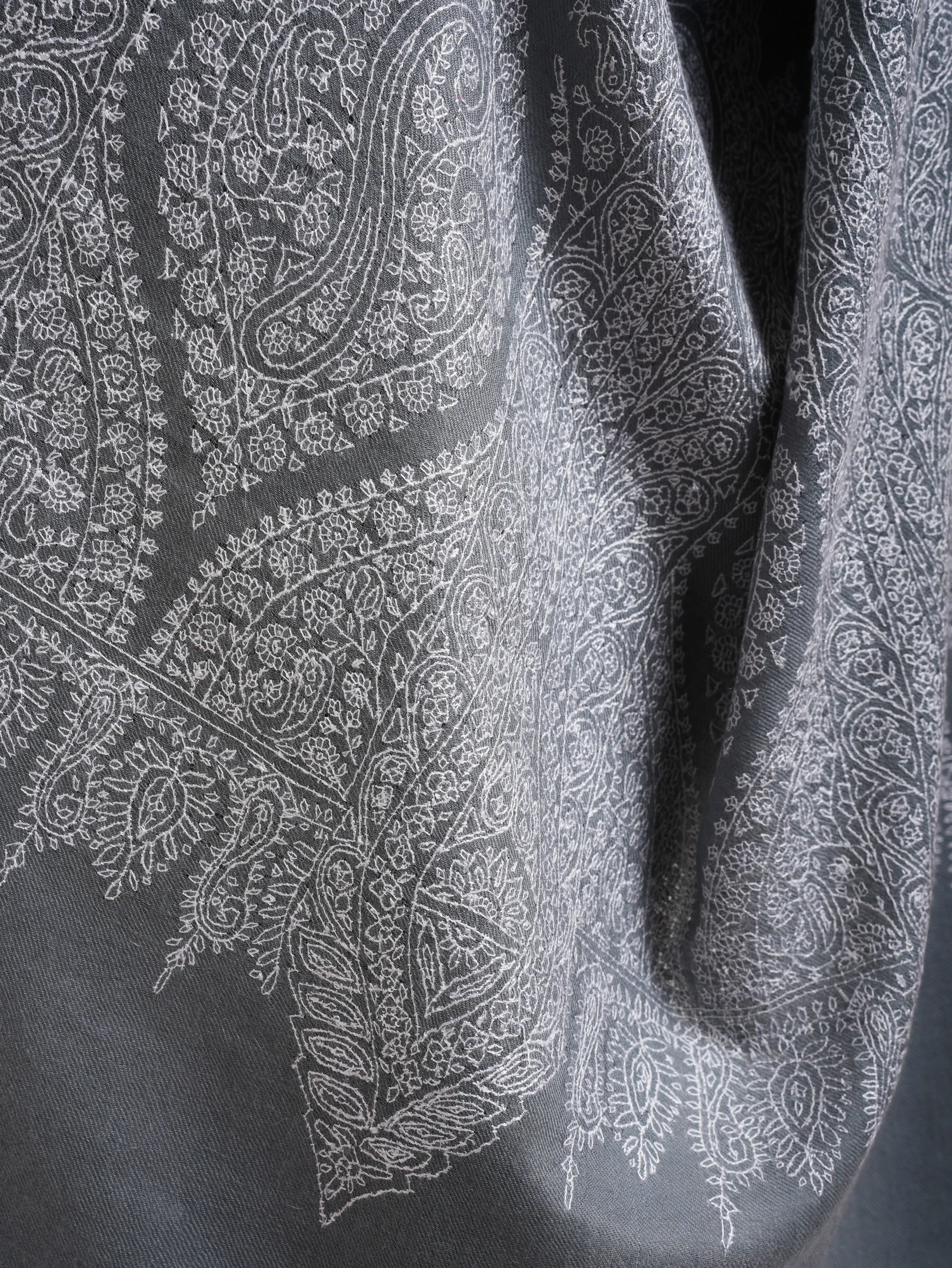 XL Gray Pashmina with White Sozni Embroidery Shawl